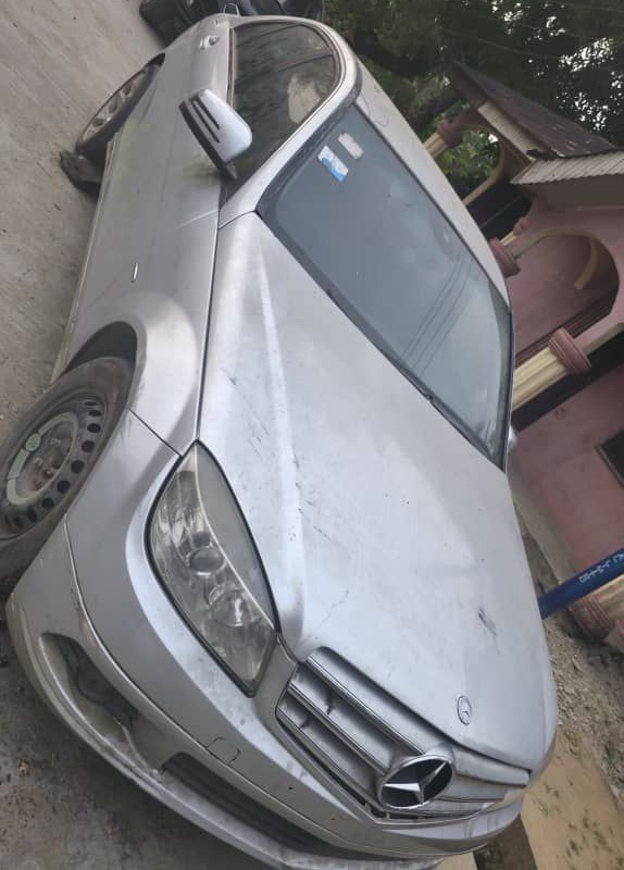 MERCEDES BENZ C250 2010 MODEL FOR SALE IN EKET AKWAIBOM STATE image