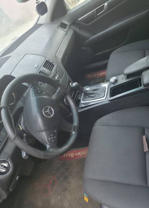MERCEDES BENZ C250 2010 MODEL FOR SALE IN EKET AKWAIBOM STATE image