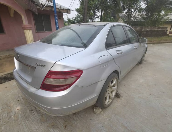 MERCEDES BENZ C250 2010 MODEL FOR SALE IN EKET AKWAIBOM STATE