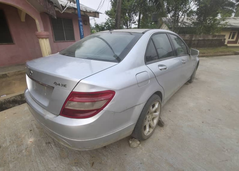 MERCEDES BENZ C250 2010 MODEL FOR SALE IN EKET AKWAIBOM STATE image