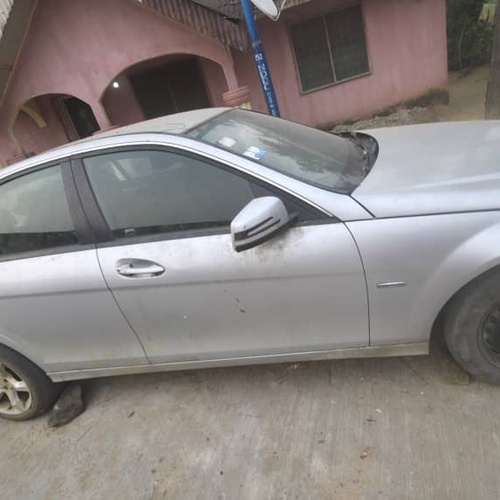MERCEDES BENZ C250 2010 MODEL FOR SALE IN EKET AKWAIBOM STATE