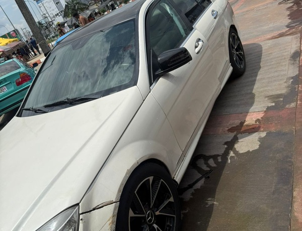 Mercedes Benz C300 2011 Model For Sale In Akwa Ibom