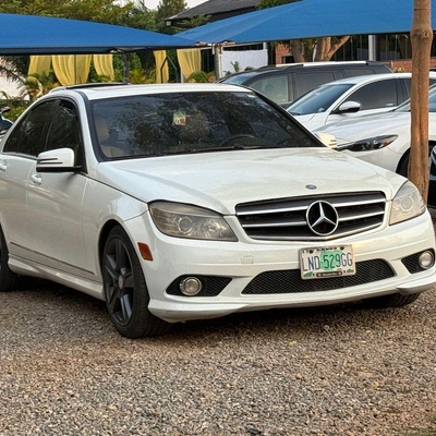 MERCEDES BENZ C300 In Garki