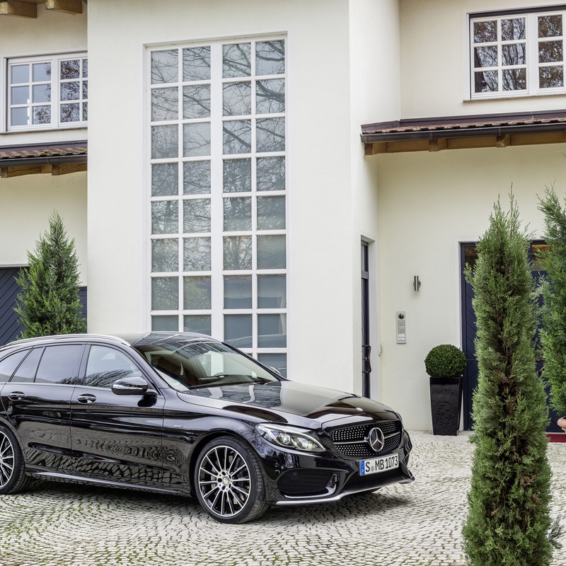 Mercedes-Benz C 450 image