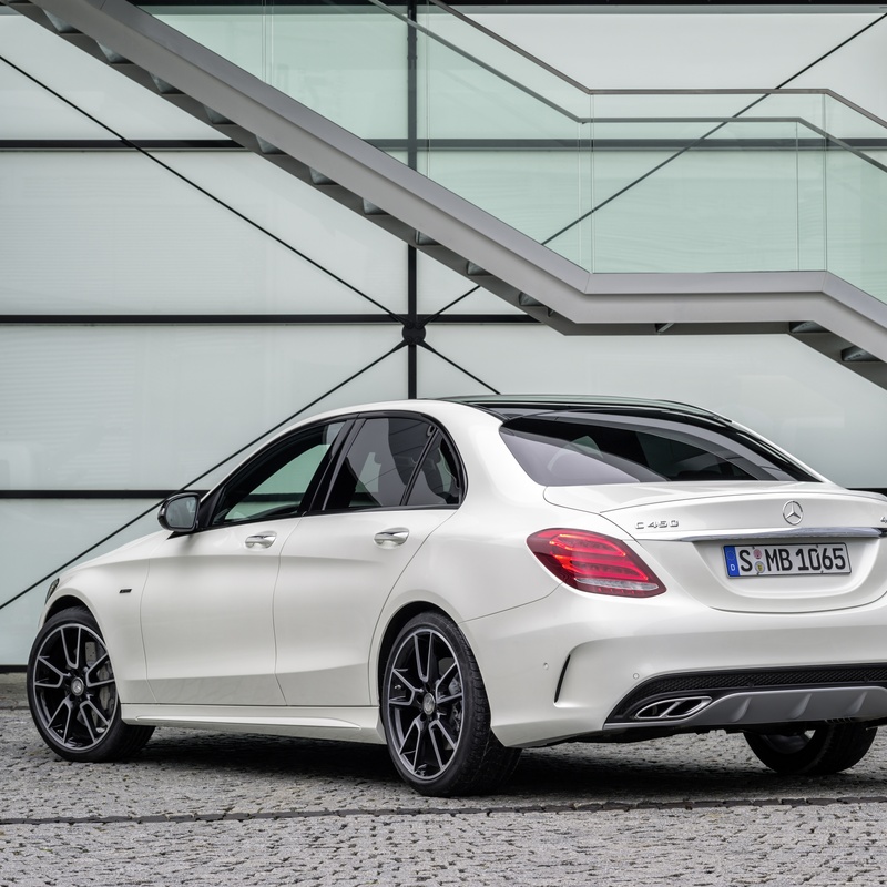 Mercedes-Benz C 450 image