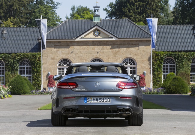 MERCEDES-BENZ C-class AMG C 63s Coupe image 3