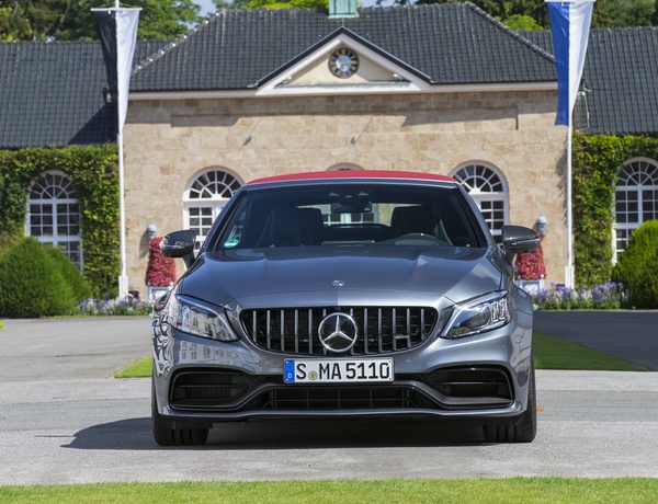 MERCEDES-BENZ C 63s AMG Coupe