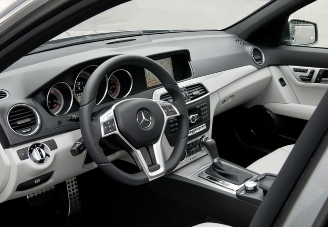 Mercedes-Benz C-class image 2