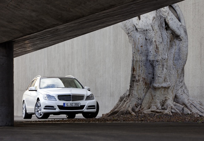 Mercedes-Benz C-class image 4