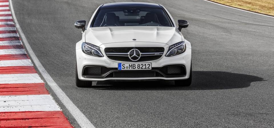 Mercedes-Benz Hero Image