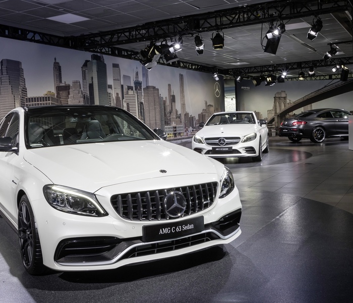 Mercedes-Benz C-class logo Image