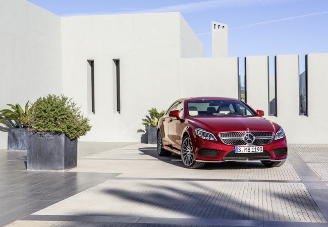 Mercedes-Benz CLS image 2