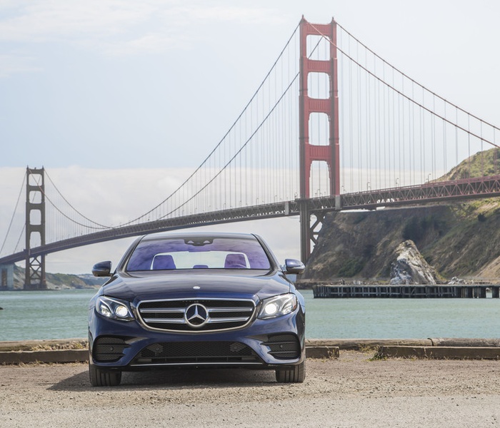 Mercedes-Benz E300 logo Image