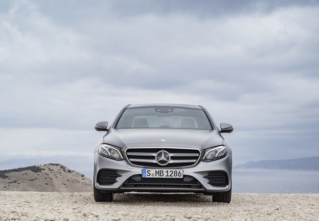Mercedes-Benz E-class E 350 image 2