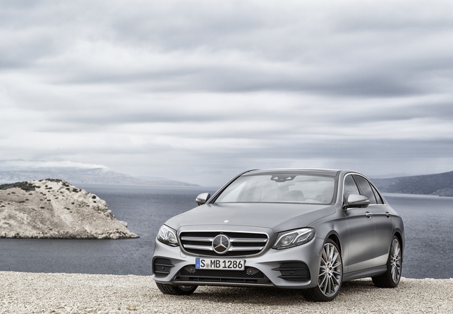 Mercedes-Benz E-class E 350 image 4
