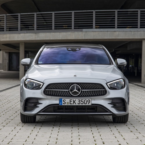 Mercedes-Benz E-clas...