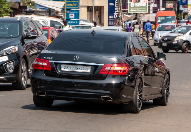 Mercedes-Benz E 350 image 5