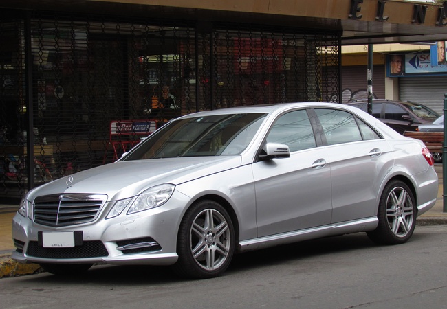Mercedes-Benz E 350 image 2