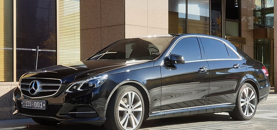 Mercedes-Benz Hero Image