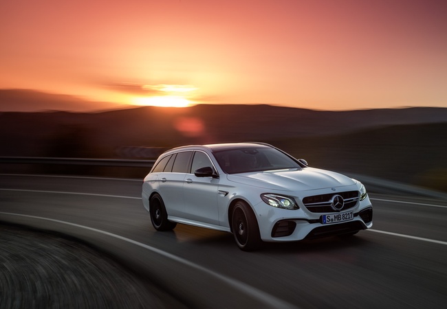 Mercedes-Benz E-class image 3
