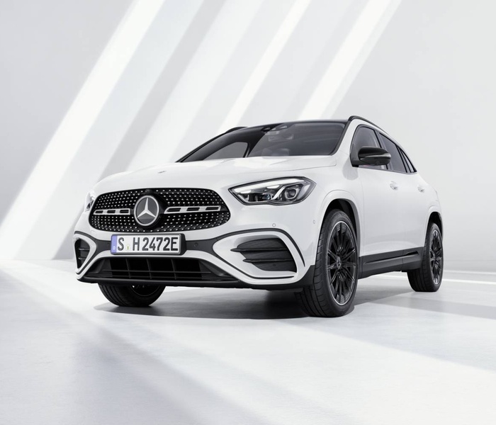 Mercedes-Benz GLA250 logo Image