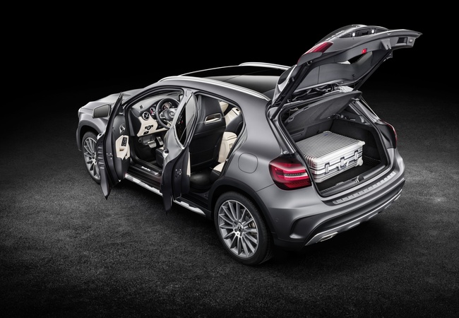 Mercedes-Benz GLA-class image 3