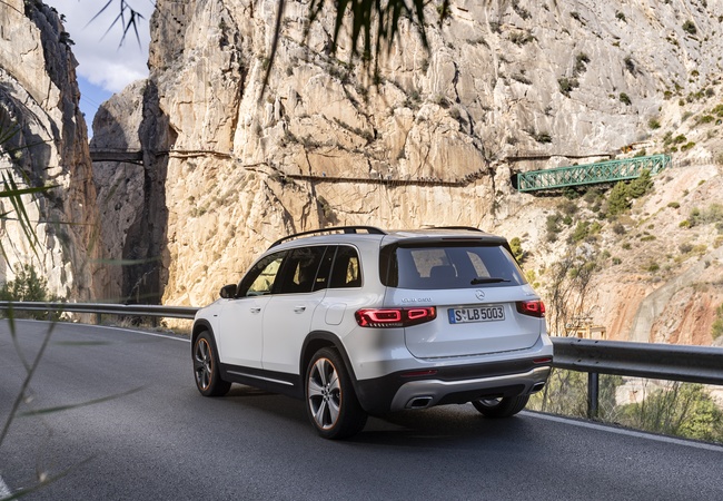 MERCEDES-BENZ GLB-class GLB 250 image 3