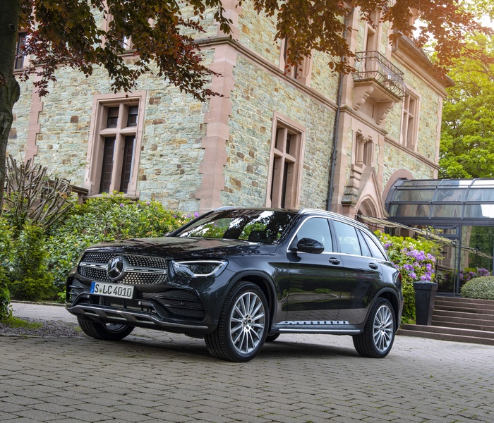 Mercedes-Benz GLC-class logo Image