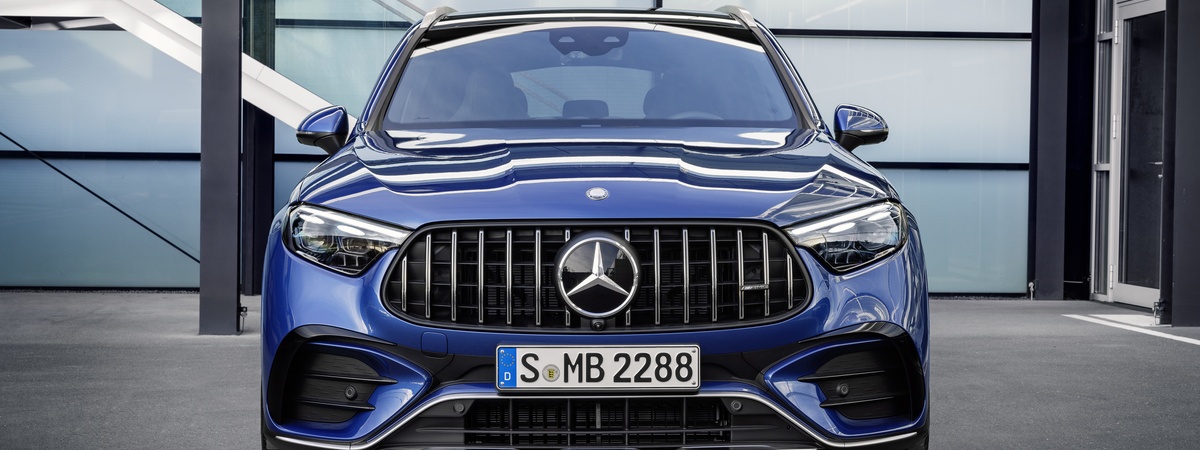 Mercedes-Benz Hero Image