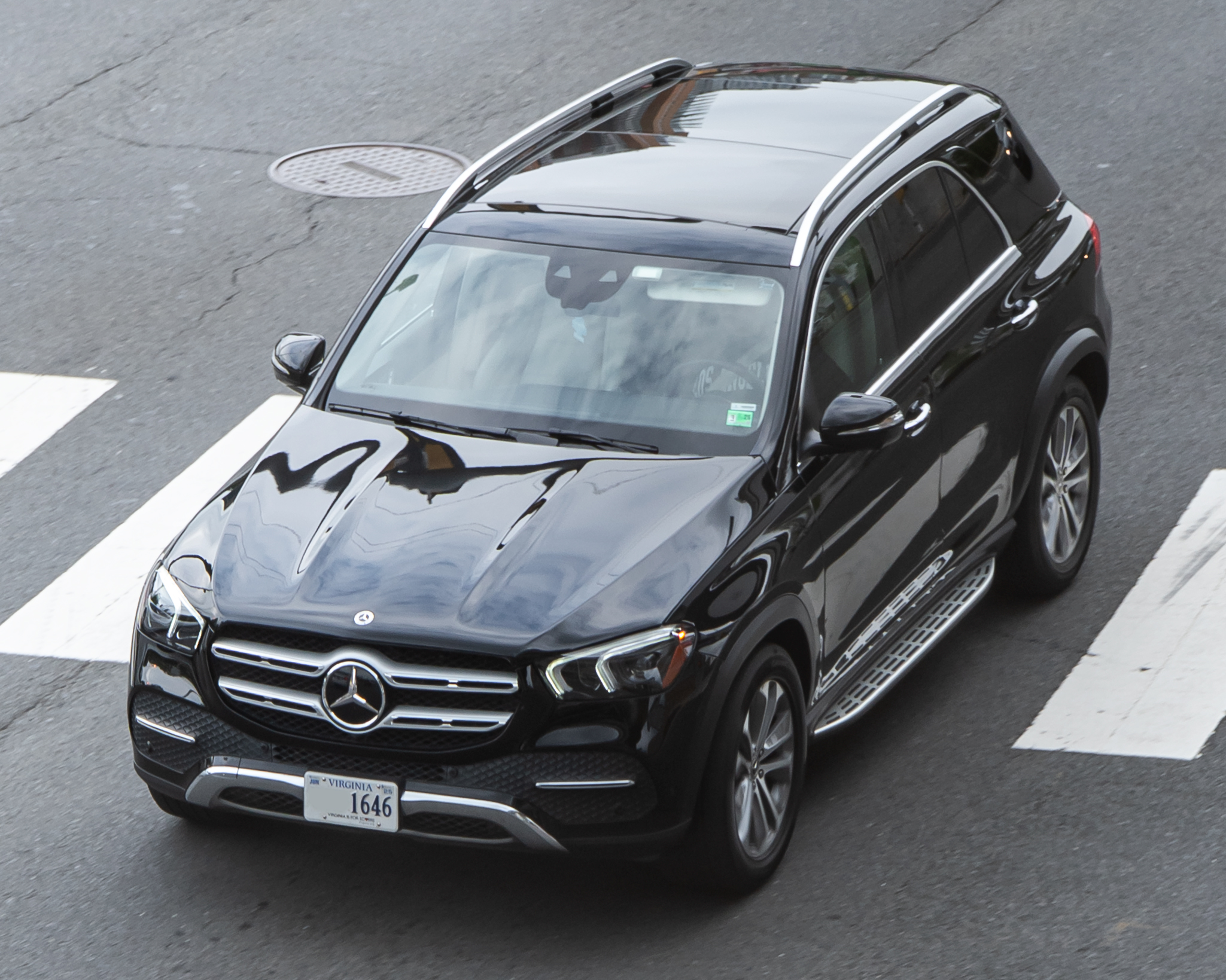 Mercedes Benz Review Image