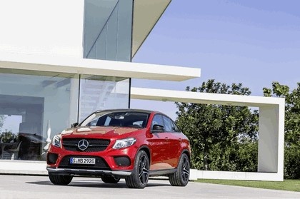 Mercedes-Benz GLE450 image 5