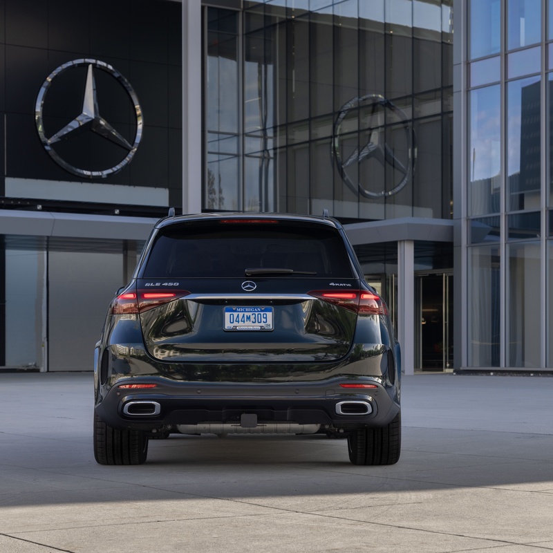Mercedes-Benz GLE 450 image