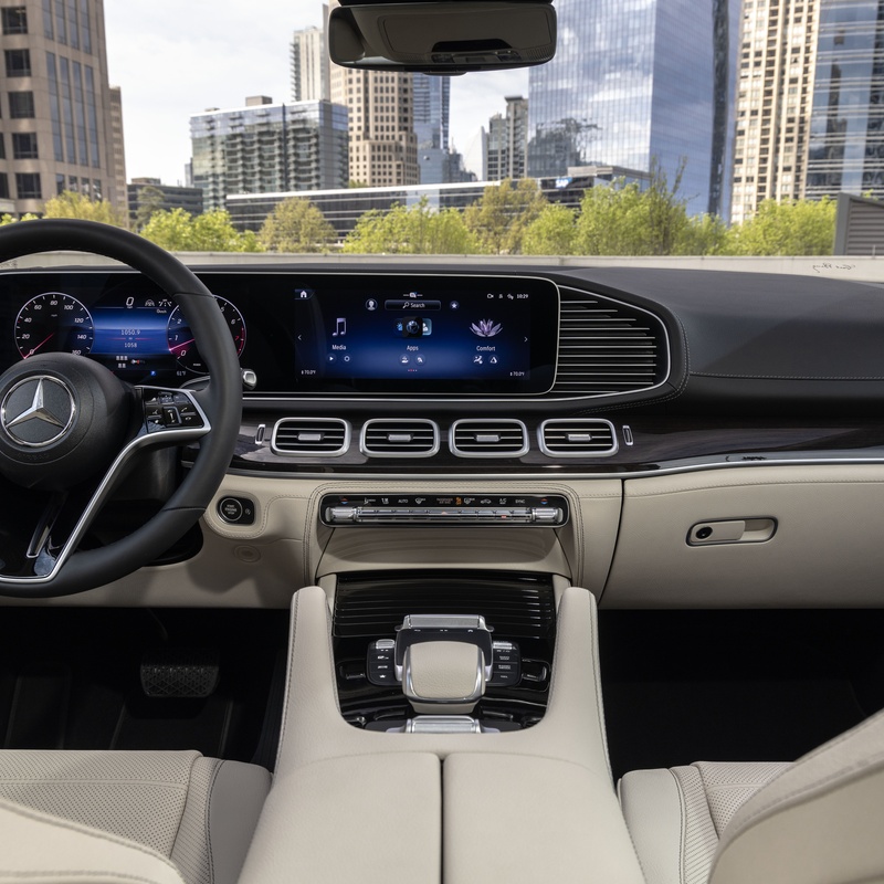 Mercedes-Benz GLE 450 image