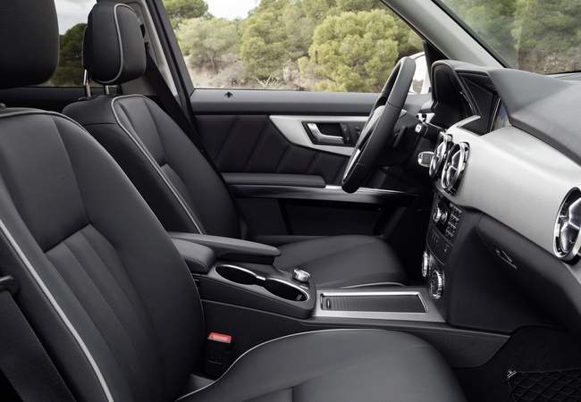 Mercedes-Benz GLK350 image 4