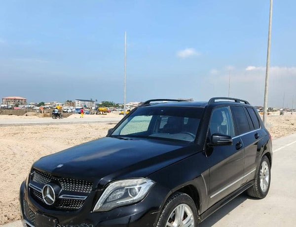 Mercedes Benz GLK350 2015 In Lekki,Lagos. 