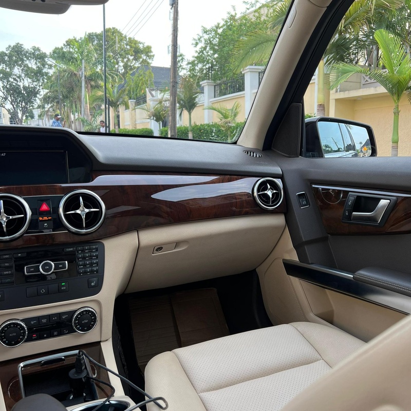 Foreign Used Mercedes Benz GLK350 4MATIC 2015 In Kaduna image