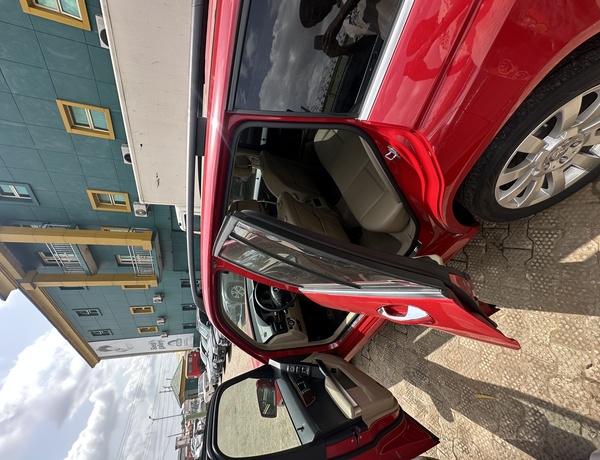 Mercedes Benz GLK 2012 In Benin.