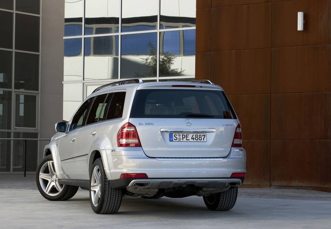 Mercedes-Benz GLS-class image 4