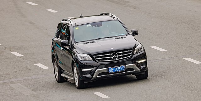 Mercedes-Benz M Class image 2
