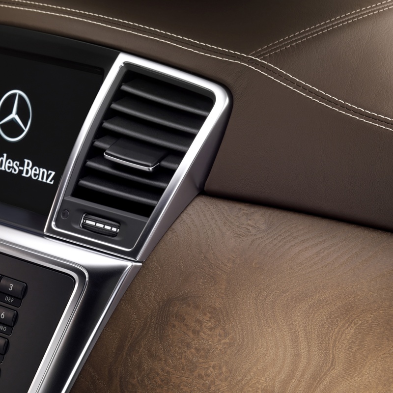 MERCEDES-BENZ ML 350 image