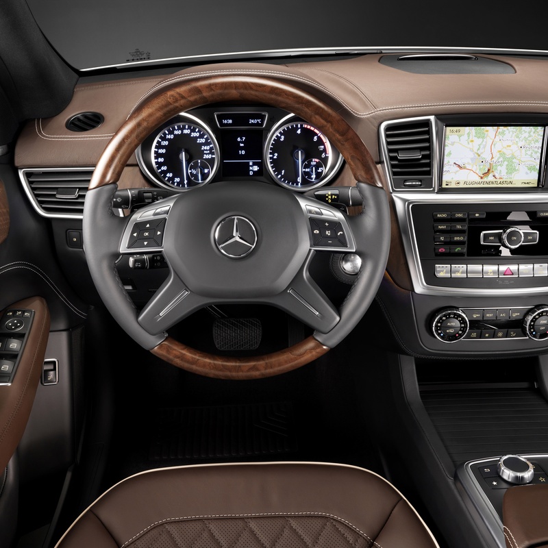 MERCEDES-BENZ ML 350 image