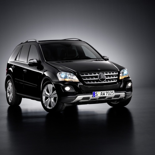 Mercedes-Benz M-clas...