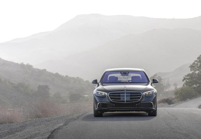 Mercedes-Benz S580 image 2