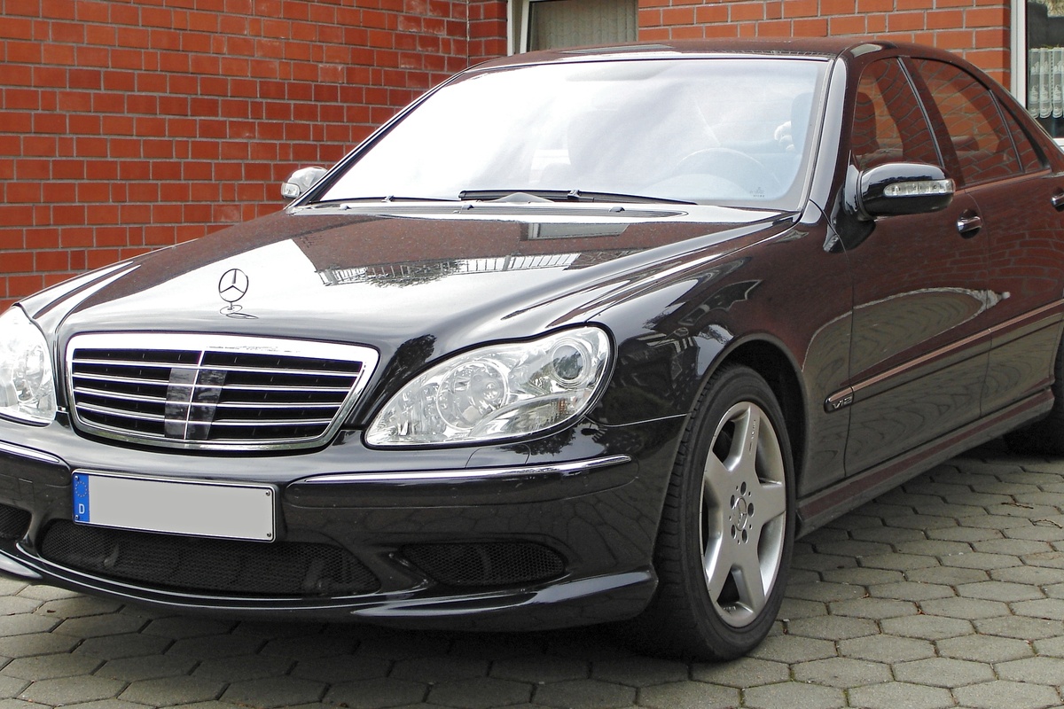 Mercedes-Benz S600 V12