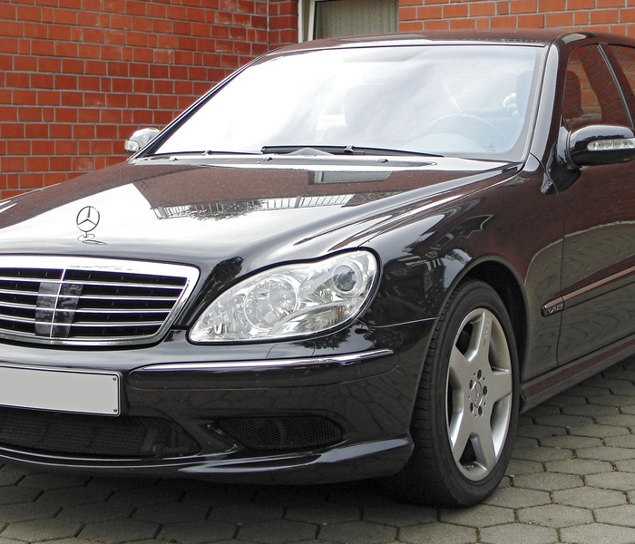 Mercedes-Benz S600 V12 logo Image