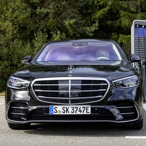 Mercedes-Benz S-clas...