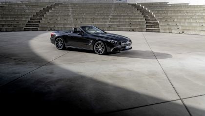 Mercedes-Benz SL-class image 3