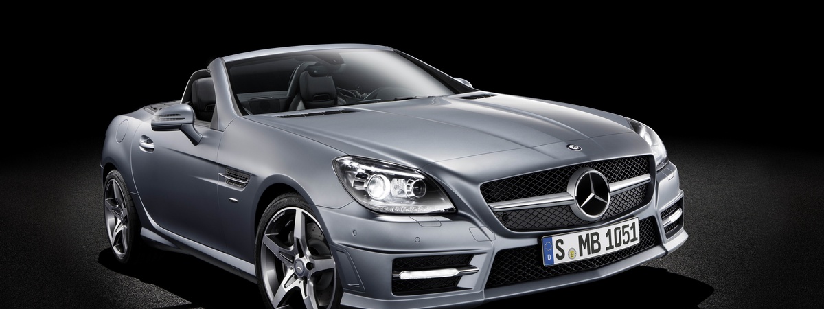 Mercedes-Benz Hero Image