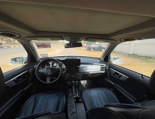 Mercedes Benz GLK350 2009 for Sale In Abuja