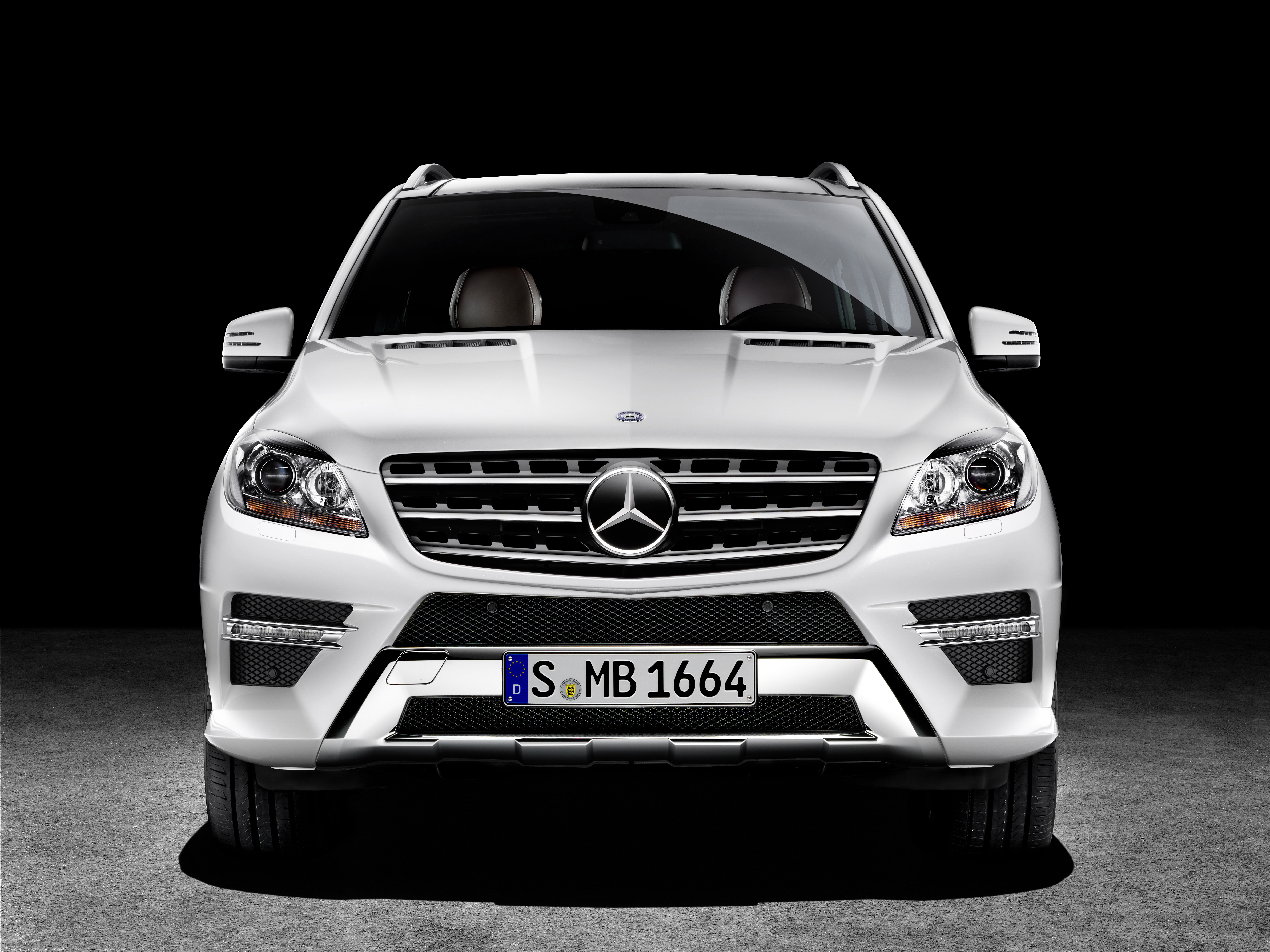 Mercedes-Benz M-clas...